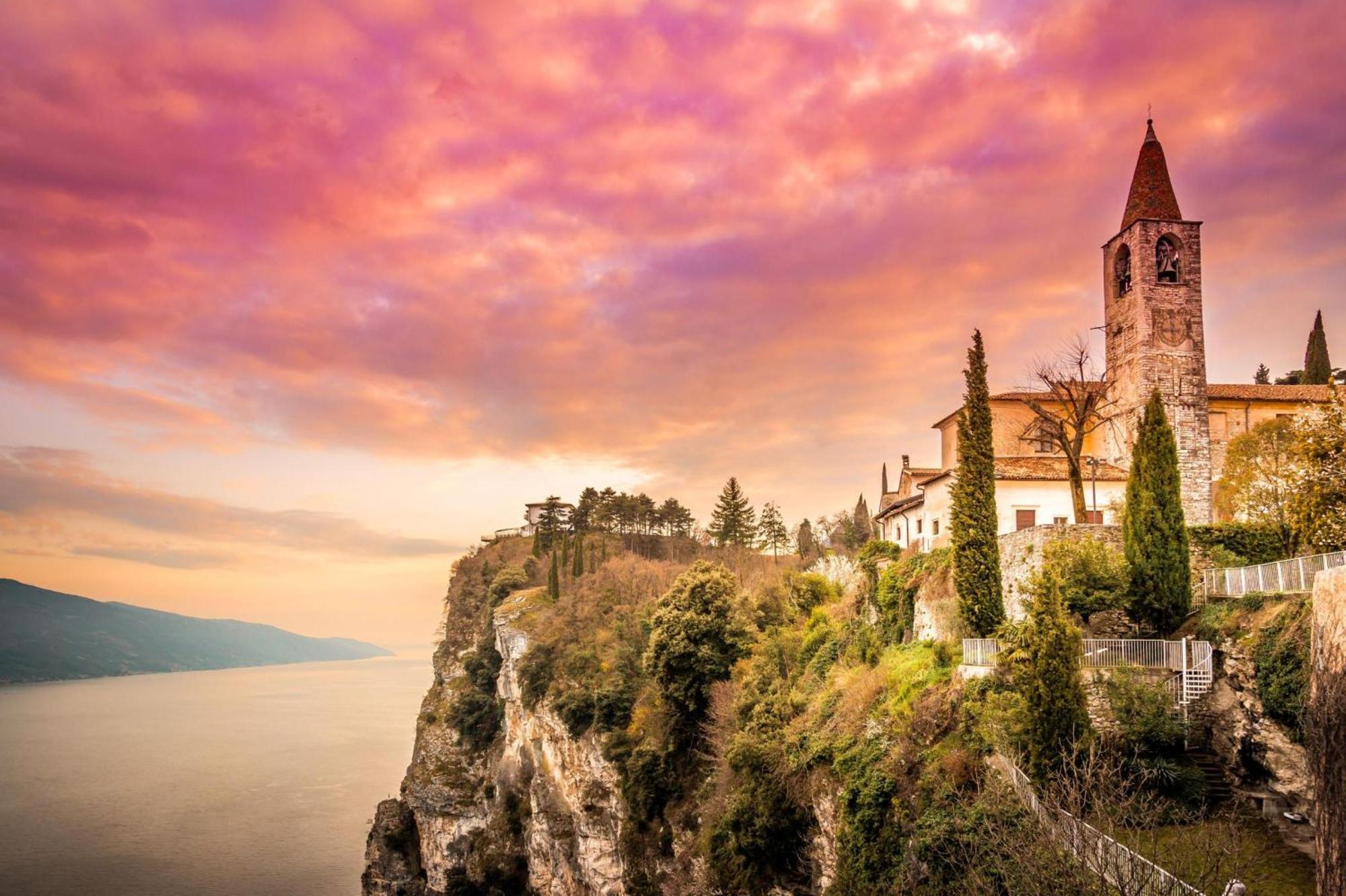 Relais Nanzello Garda Living 1 And 2 Villa Limone sul Garda Exterior photo